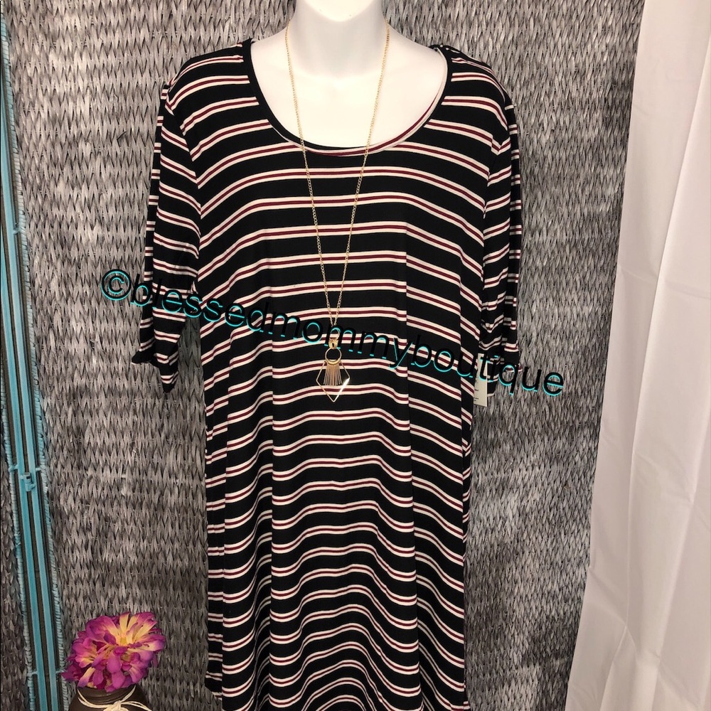Plus Size Dress - Picture 2 of 6